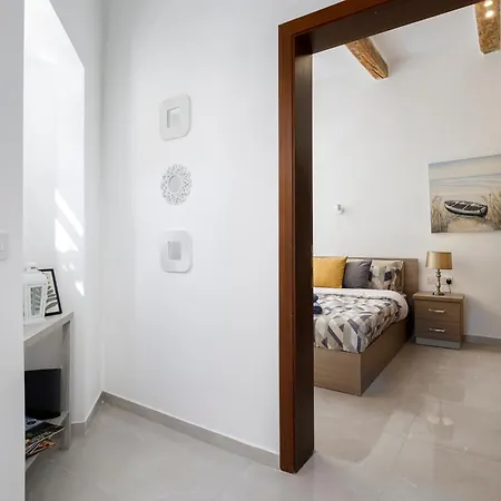 Cosy, 1br - Close To Valletta Апартаменты *
